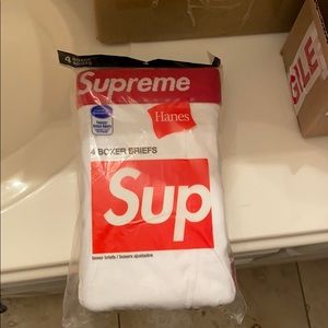 Supreme boxer briefs size medium brand new
